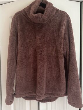 Zella Plush Hoodie in Dusty Mauve